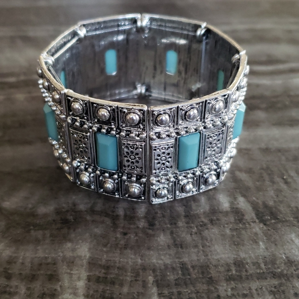 Bracelet 3/$25